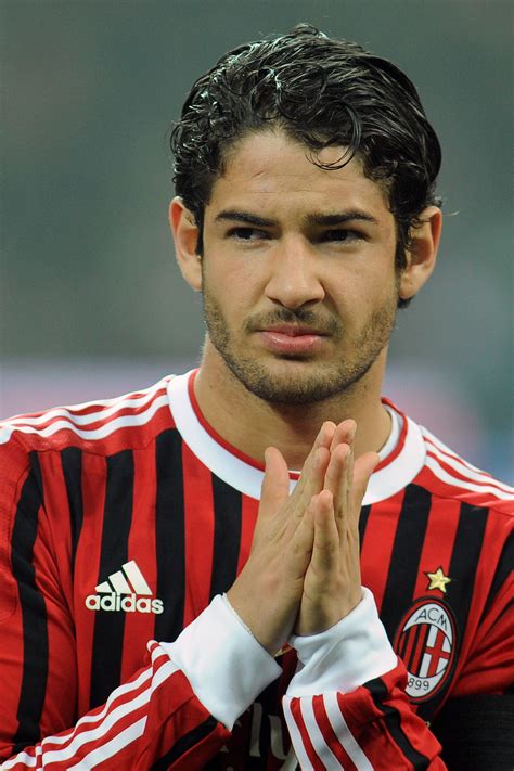 quanti anni ha pato|Alexandre Pato